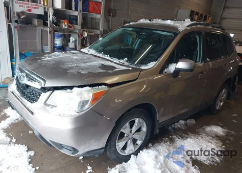 2015 Subaru Forester 2.5I Premium z USA, uszkodzony, nr VIN JF2SJADC0FH476177